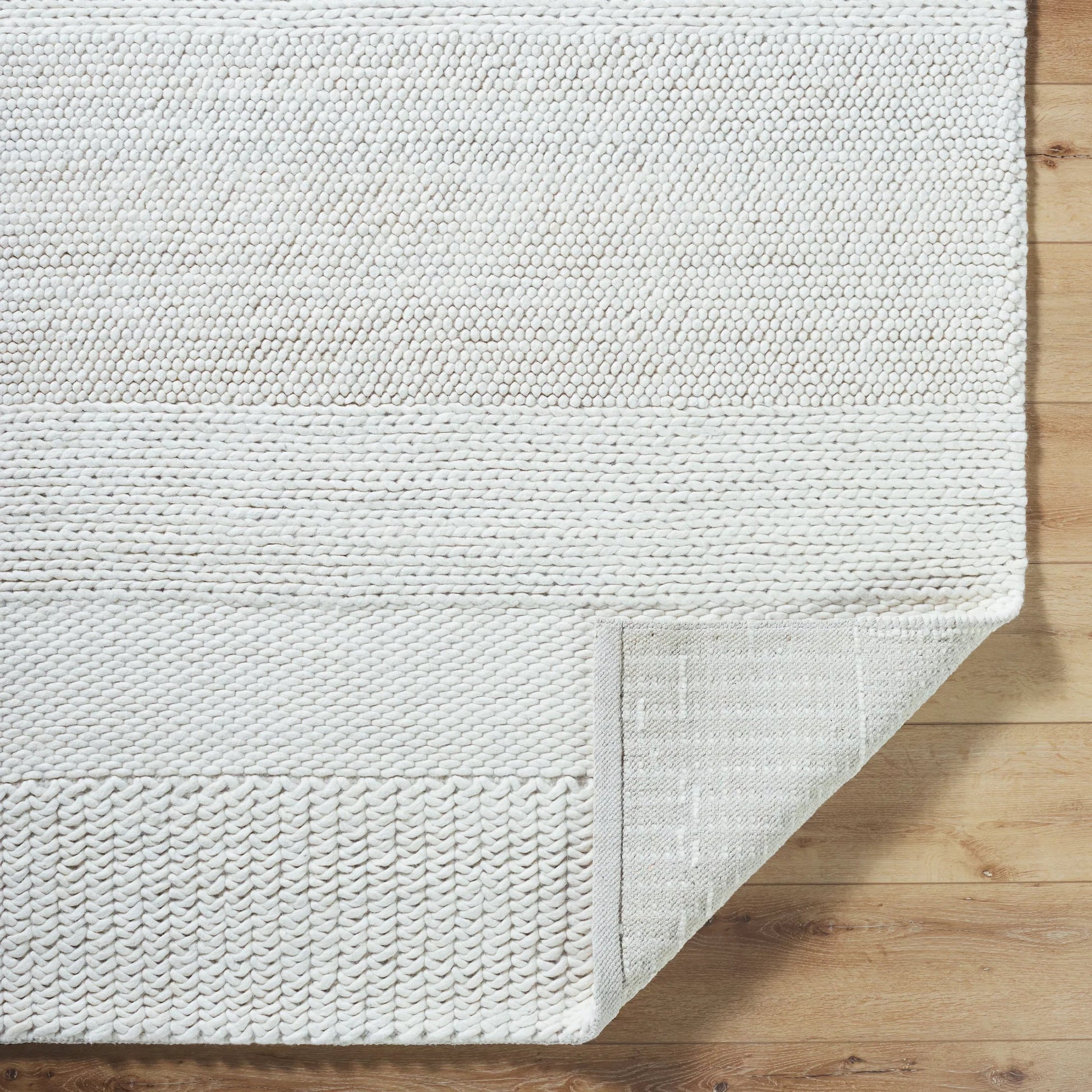 Mae Rug - 541321 by Vivir x Surya. Made from wool in a unique style.