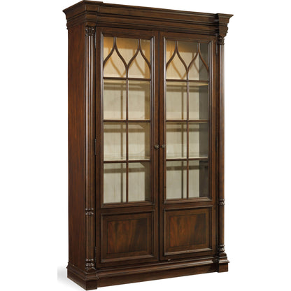 Leesburg Display Cabinet by Hooker Furniture in mahogany. Made from mahogany veneers in a traditional style.