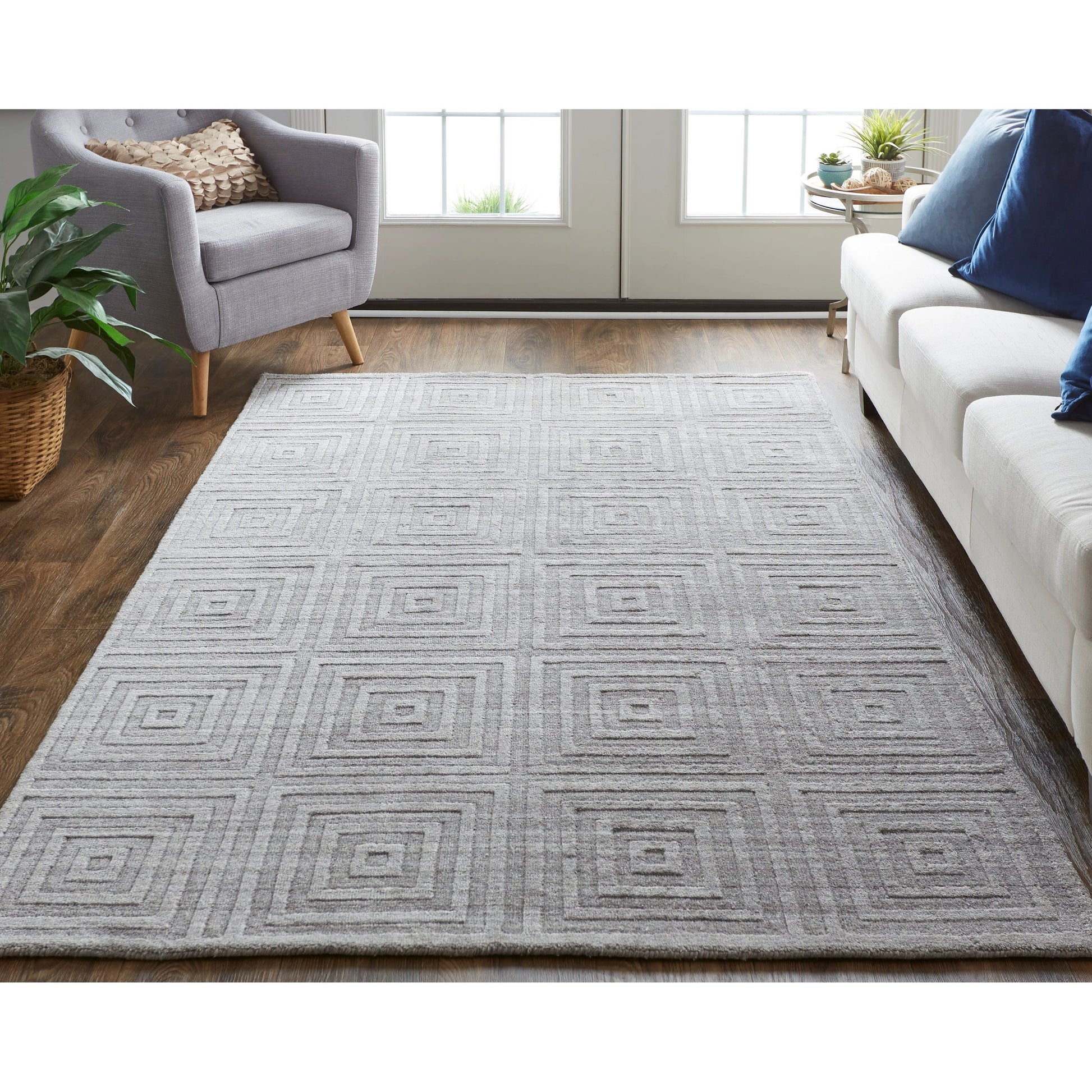 Redford Transitional Solid Rug - 8670F by Feizy. Made from 70% viscose, 30% wool in a unique style.
