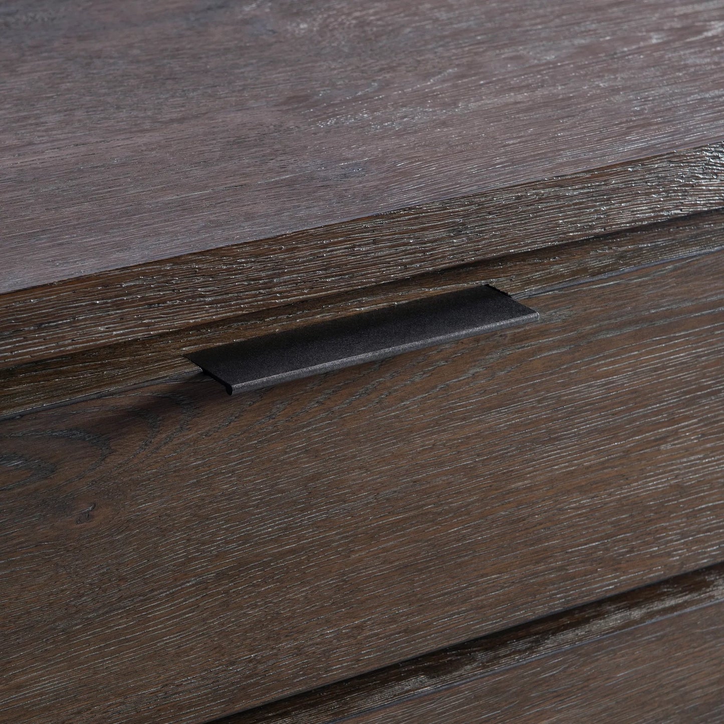 006 SI-2513523 | Closeup | Outline Buffet by Bernhardt in cassel. Made from wood in a transitional style.