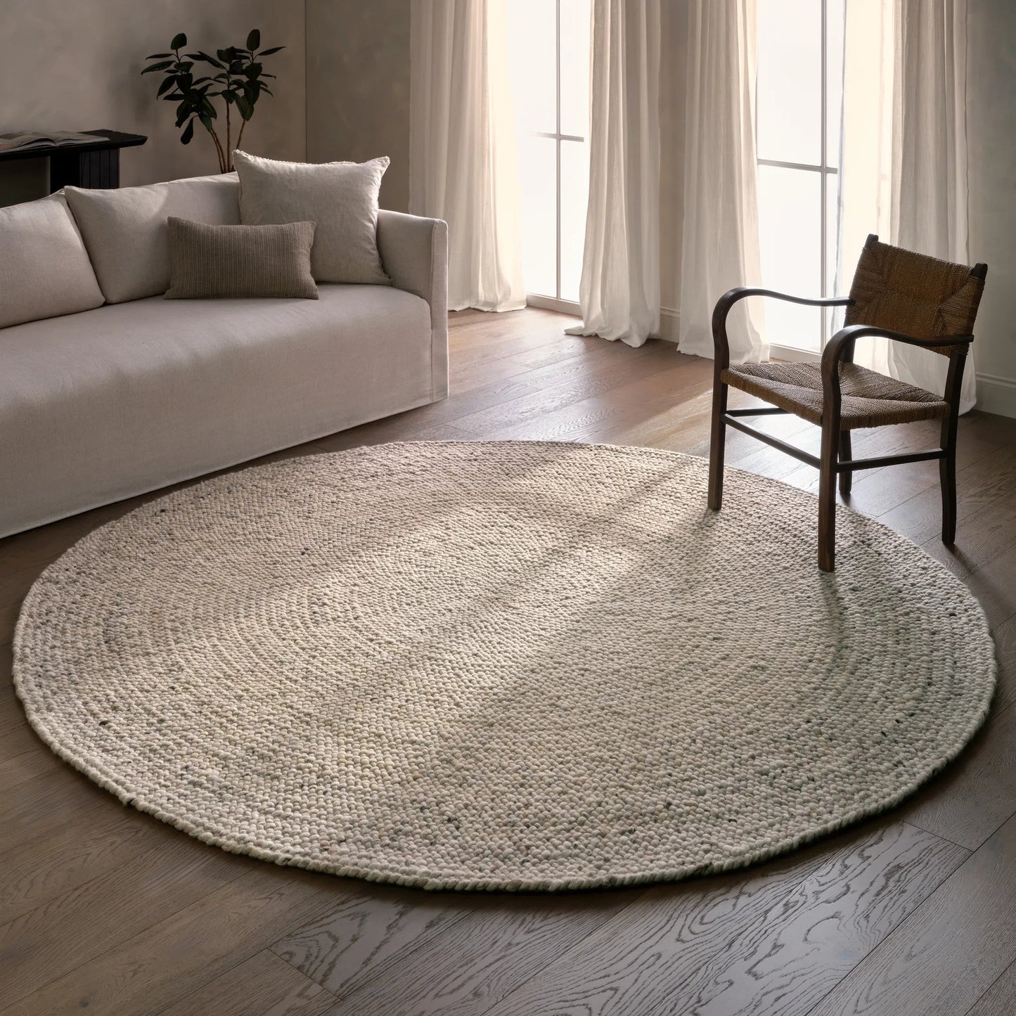 007 SI-2472926,SI-2472927,SI-2472928,SI-2472929,SI-2472930 | Lifestyle | Woven Radius WRS01 Rug by Jaipur Living in tan, beige. Made from 60% wool 35% cotton 5% polyester in a unique style.
