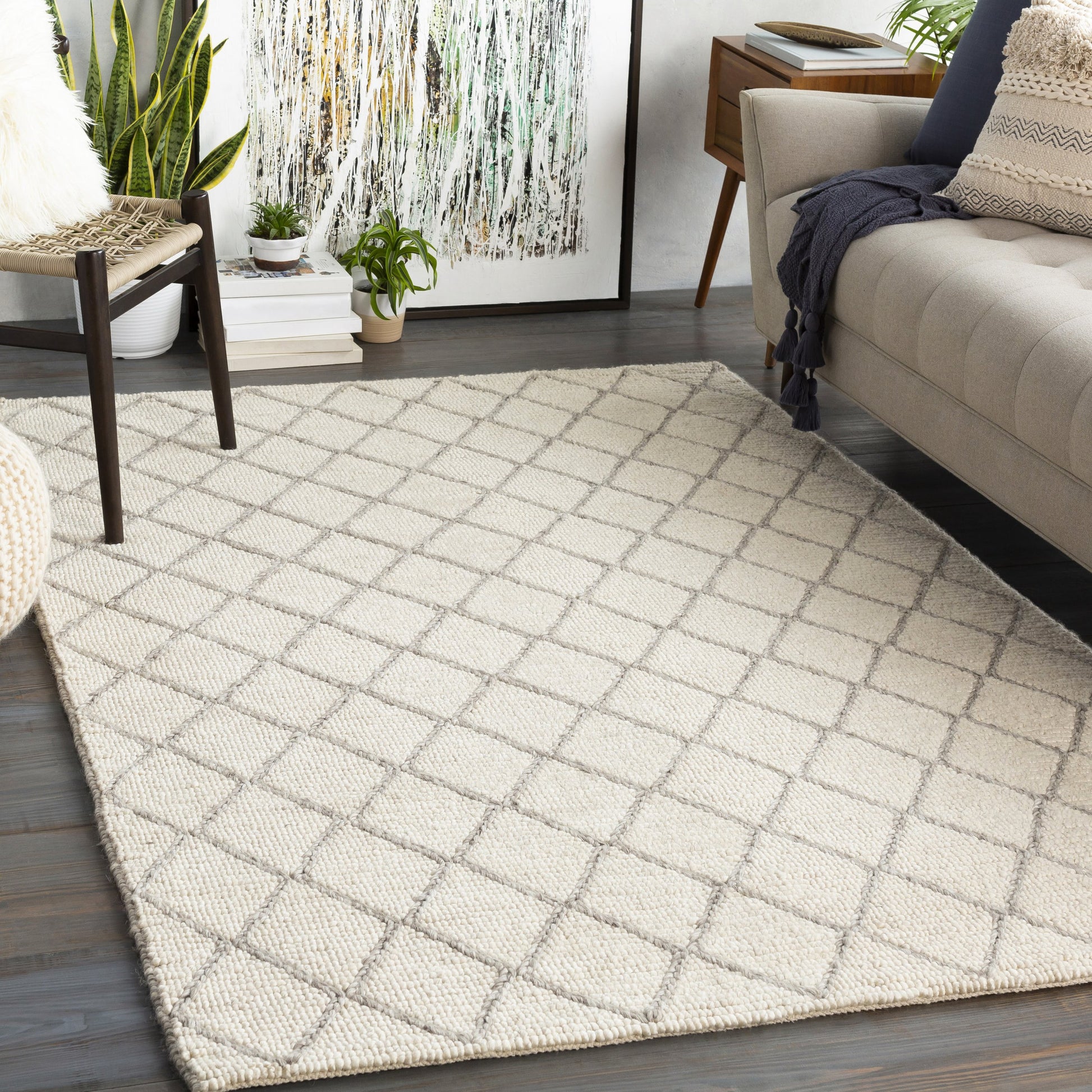 Whistler WSR-2300 Rug by Surya. Made from 50% viscose, 50% wool in a unique style.