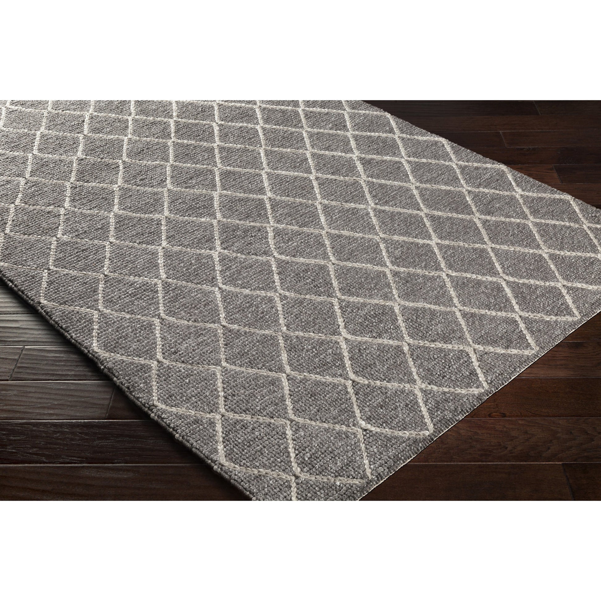 Whistler WSR-2300 Rug by Surya. Made from 50% viscose, 50% wool in a unique style.