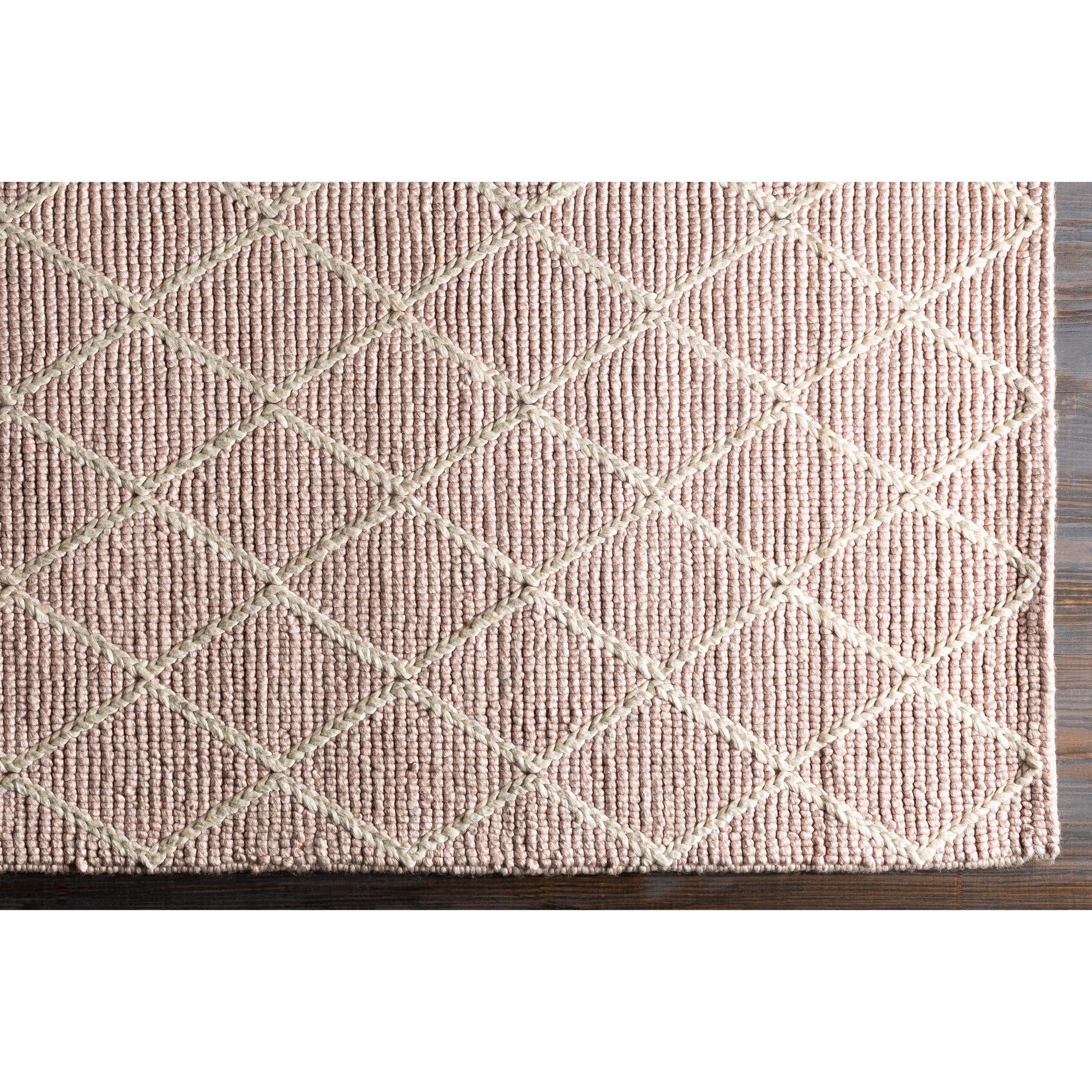 Whistler WSR-2300 Rug by Surya. Made from 50% viscose, 50% wool in a unique style.