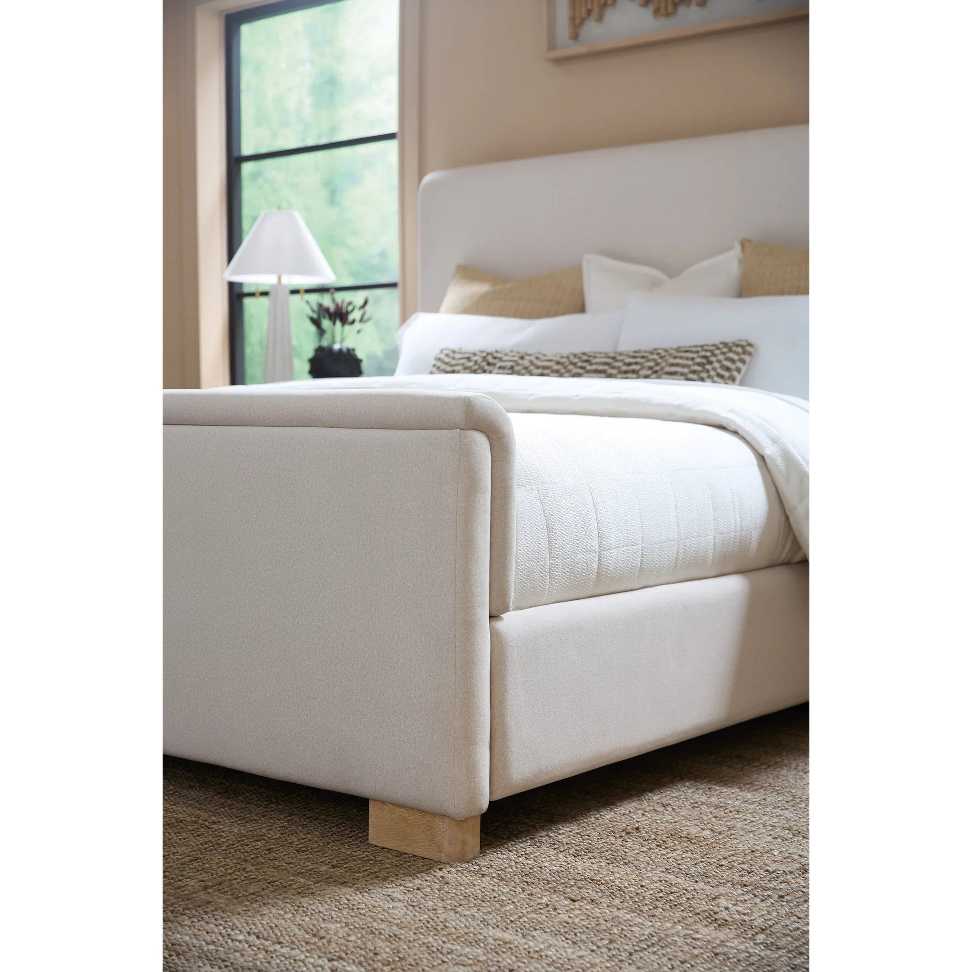 Banyon Bay Queen Upholstered Bed by Hooker Furniture in beige. Made from 100% polyester in a transitional style.