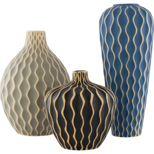Waves - 24673 by Livabliss in glazed. Made from ceramic in a transitional style.