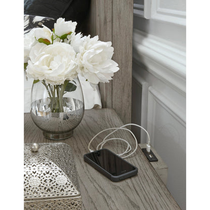 Madison Ridge Nightstand by Pulaski Furniture in bluff grey. Made from asian hardwood, oak veneers in a traditional style.