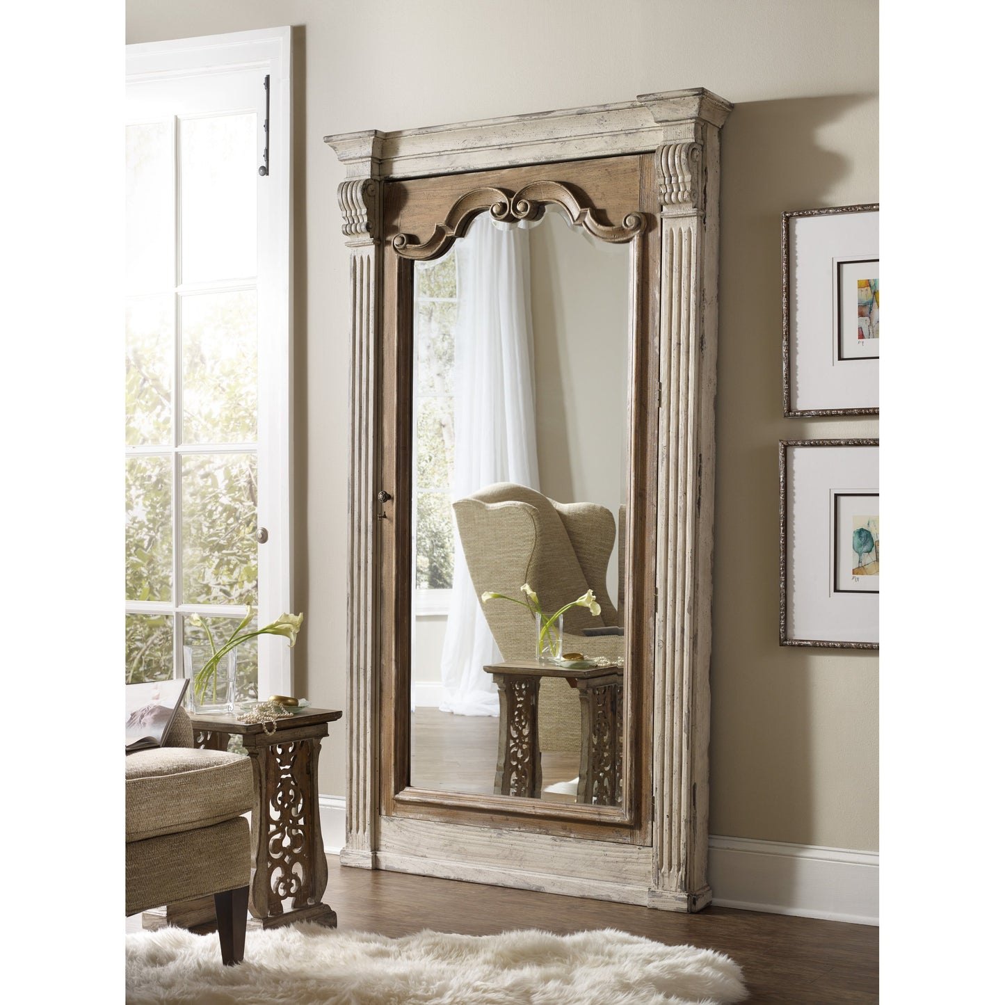 003 SI-1748610 | Lifestyle | Chatelet Floor Mirror by Hooker Furniture in caramel froth, paris vintage. Made from pecan veneers, felt, jewelry bags, resin, mirror in a traditional style.