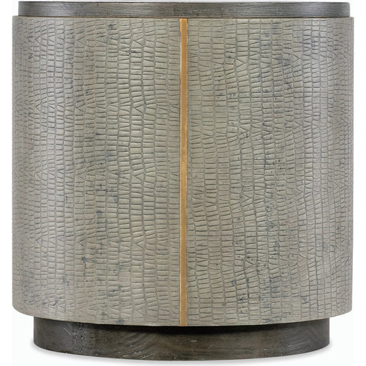 Melange Dylian End Table by Hooker Furniture in gray and gray. Made from pine veneers and robus leather in a modern style.