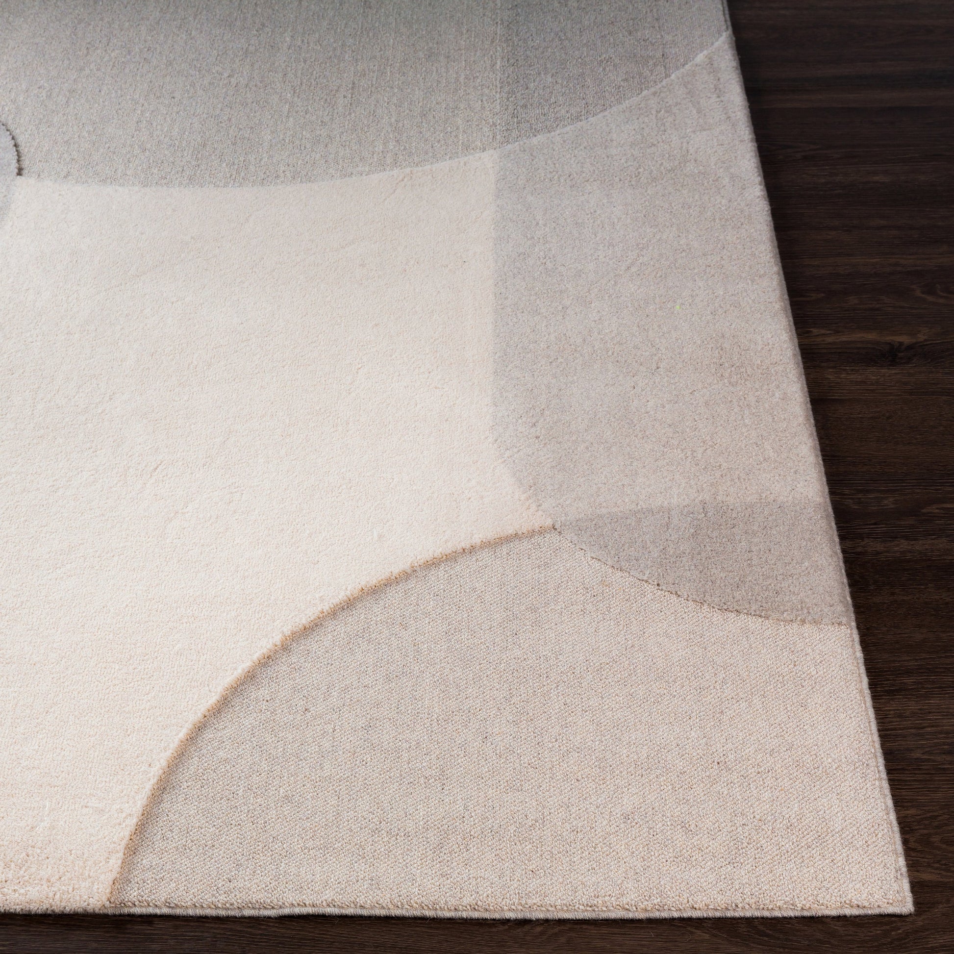 Flux Rug - 26994 by Livabliss in light beige, taupe, medium gray, gray. Made from 100% polypropylene in a unique style.