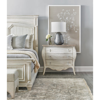 Traditions Bachelors Chest by Hooker Furniture in pistachio. Made from pine veneers, solid wood-edge top in a cottage & farmhouse style.