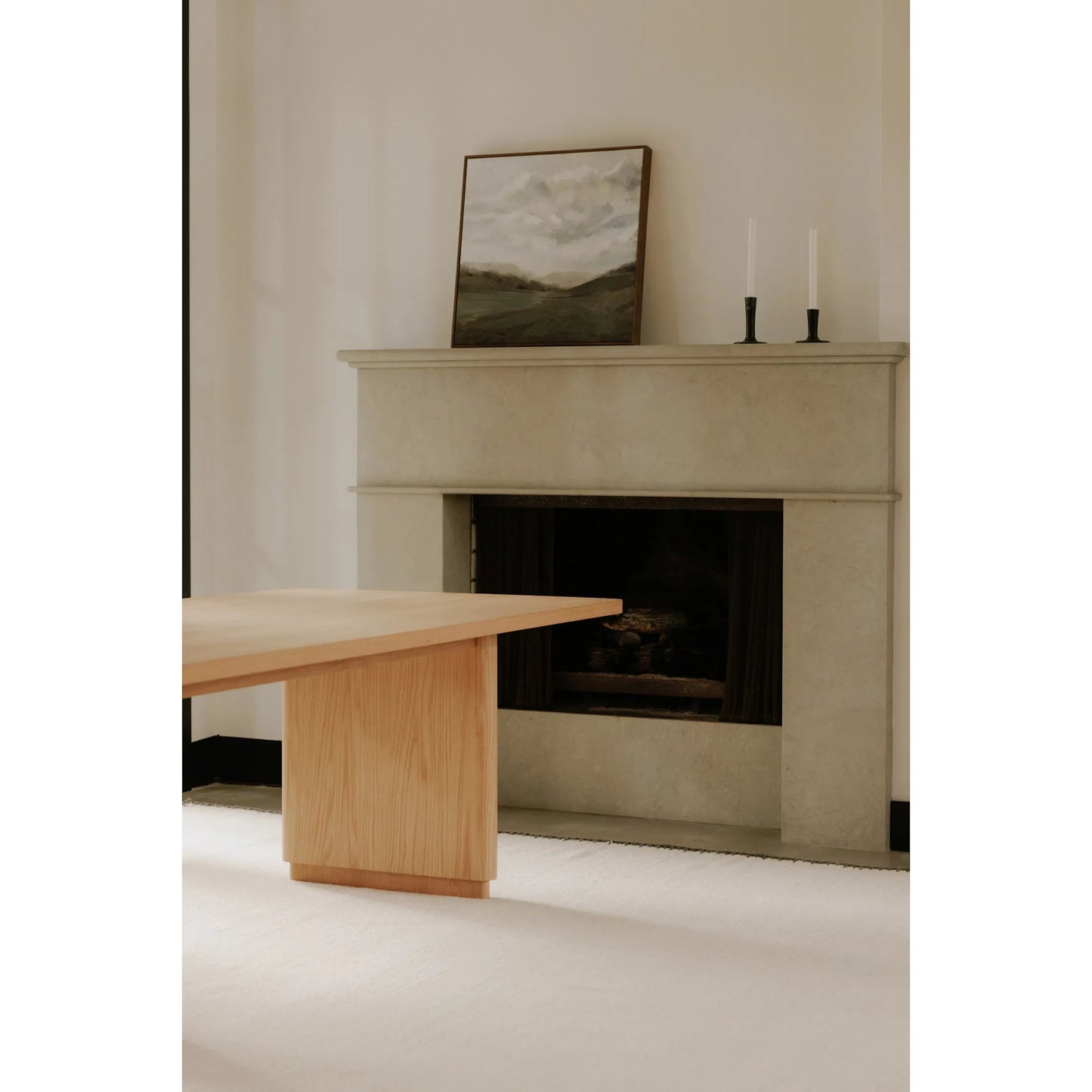 017 SI-2253992 | Lifestyle | Round Off Dining Table by Moe's Home Collection. Made from unique in a transitional style.