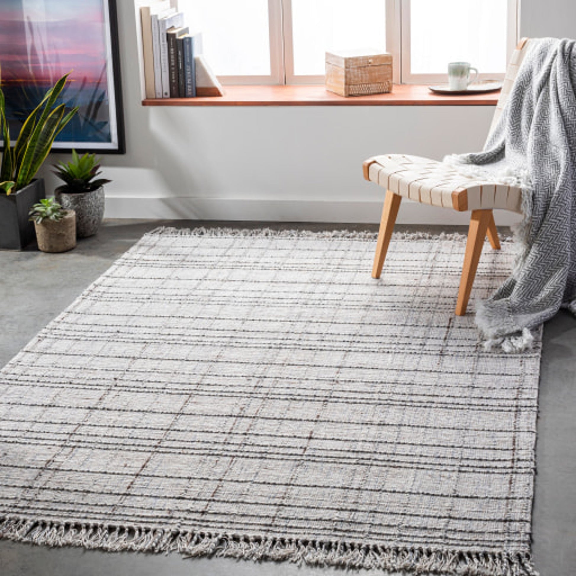 Yorkville YRK-2300 Rug by Surya. Made from 65% viscose, 25% wool, 10% polyester in a unique style.