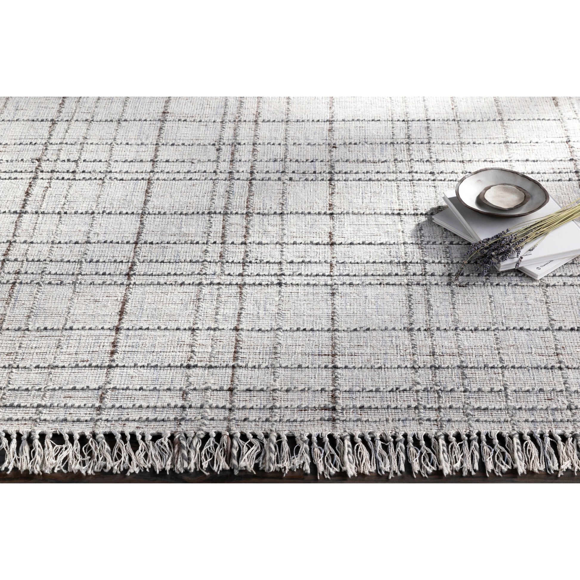 Yorkville YRK-2300 Rug by Surya. Made from 65% viscose, 25% wool, 10% polyester in a unique style.