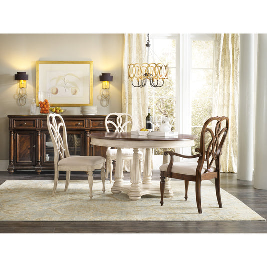 Leesburg Buffet by Hooker Furniture in mahogany. Made from mahogany veneers in a traditional style.