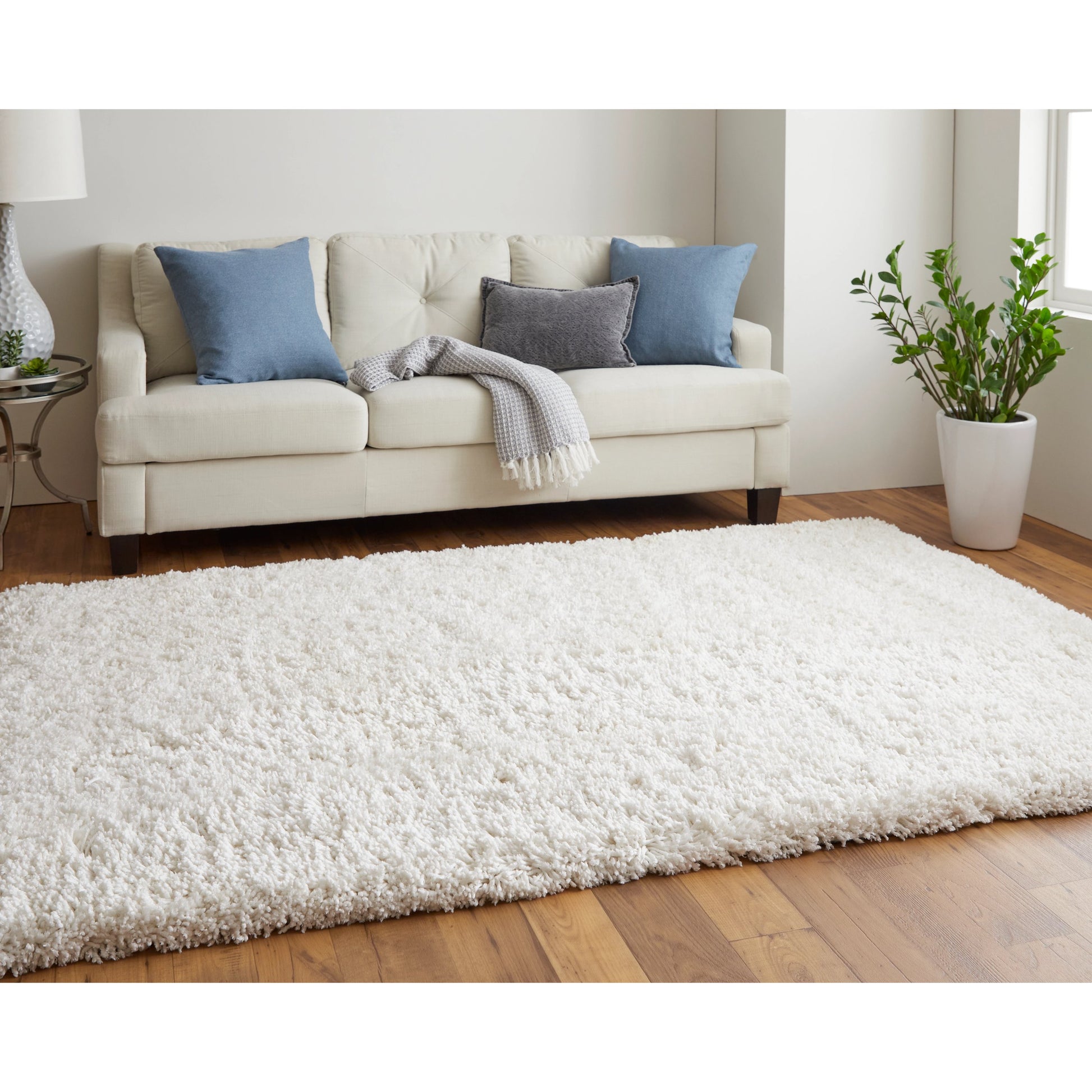 Stoneleigh Solid Rug - 8830F by Feizy. Made from polyester in a unique style.