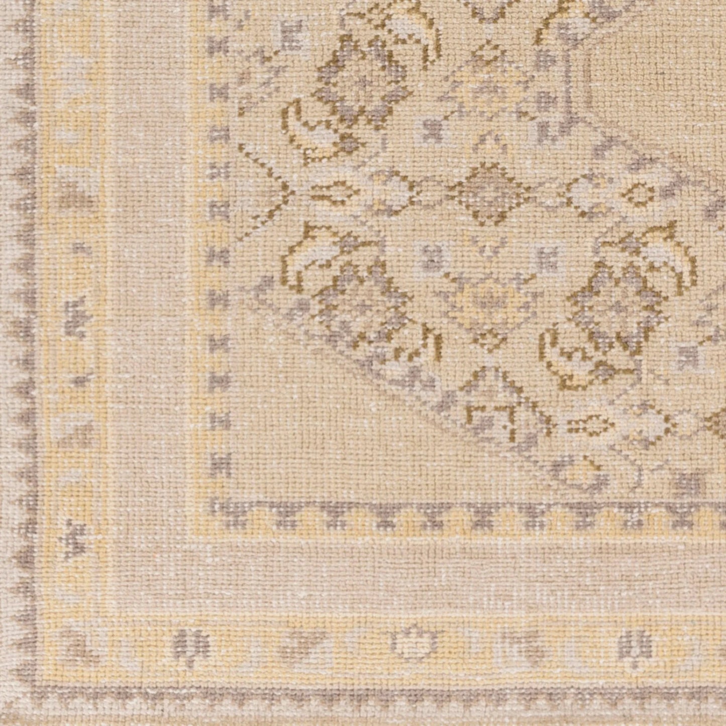 009 61336-20557,61336-20558 | Closeup | Zahra Rug - 1050 by Surya. Made from 100% wool in a unique style.