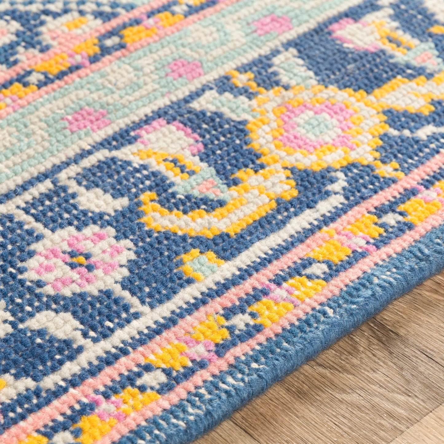 013 SI-1893665,SI-1893666 | Closeup | Zahra Rug - 25137 by Surya. Made from unique in a unique style.