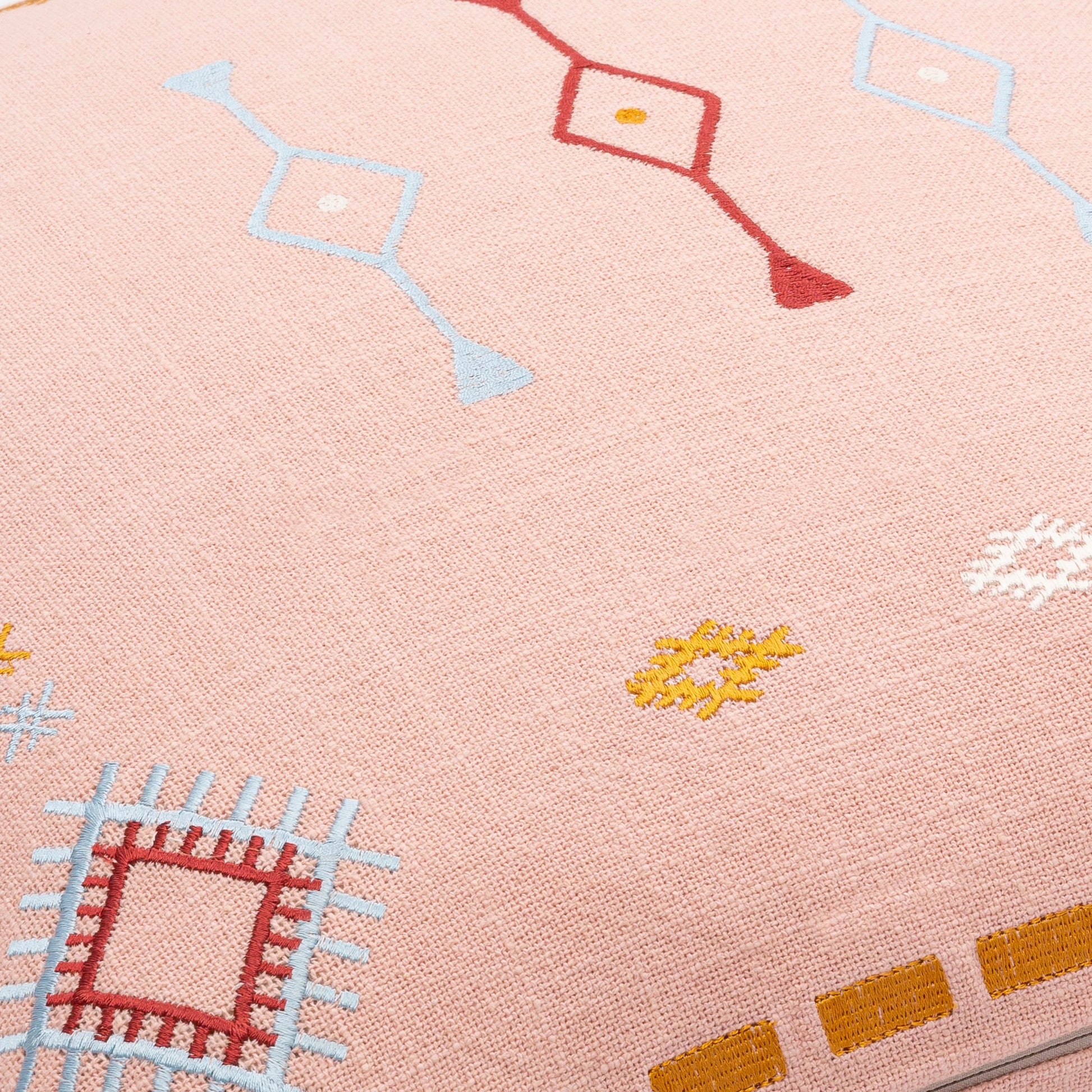 Zina Pillow - 30976 by Surya. Made from 100% cotton in a eclectic & global style.