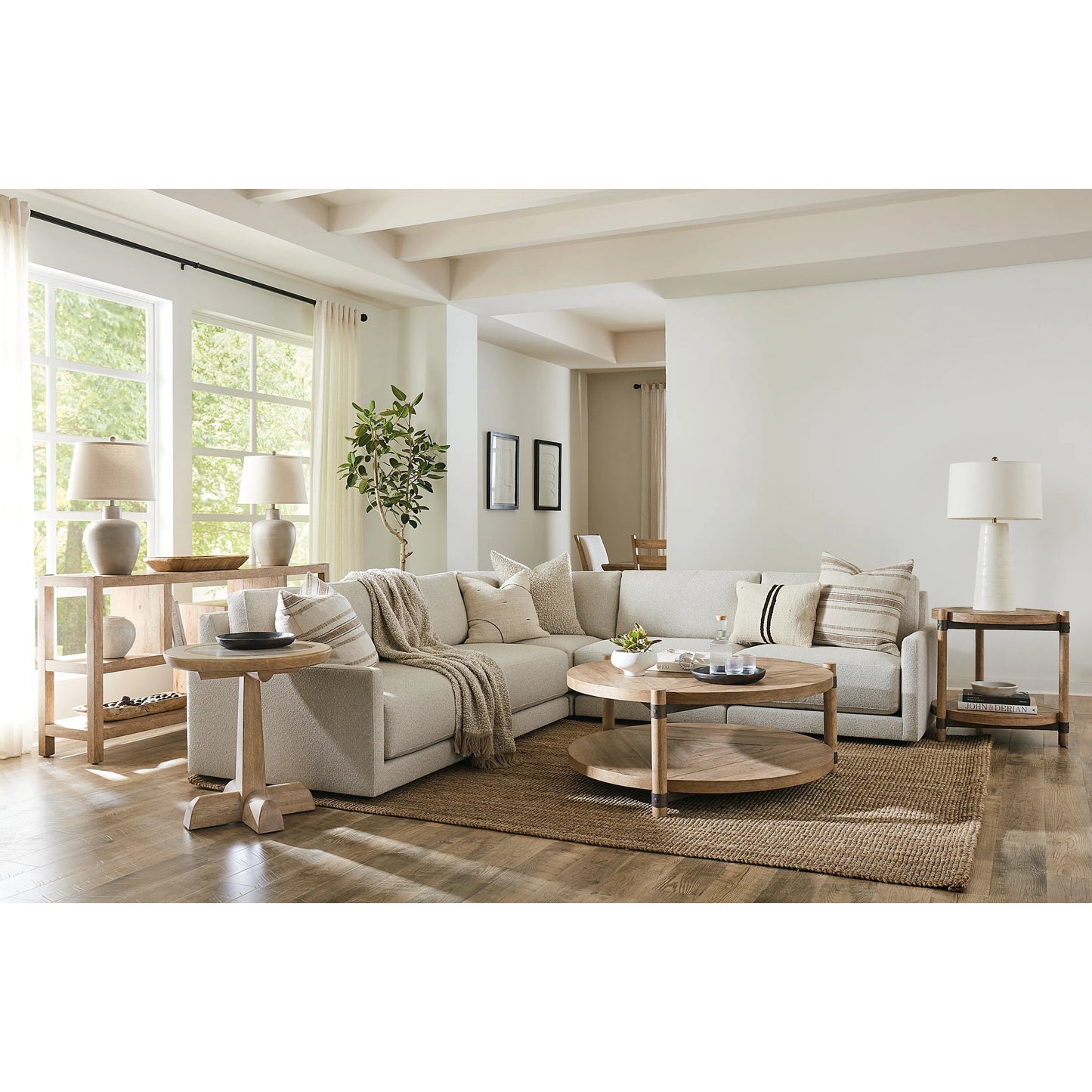 004 SI-2250724 | Lifestyle | Vineyard Row Round Cocktail Table by Hooker Furniture in light wood and sonoma. Made from unique in a transitional style.