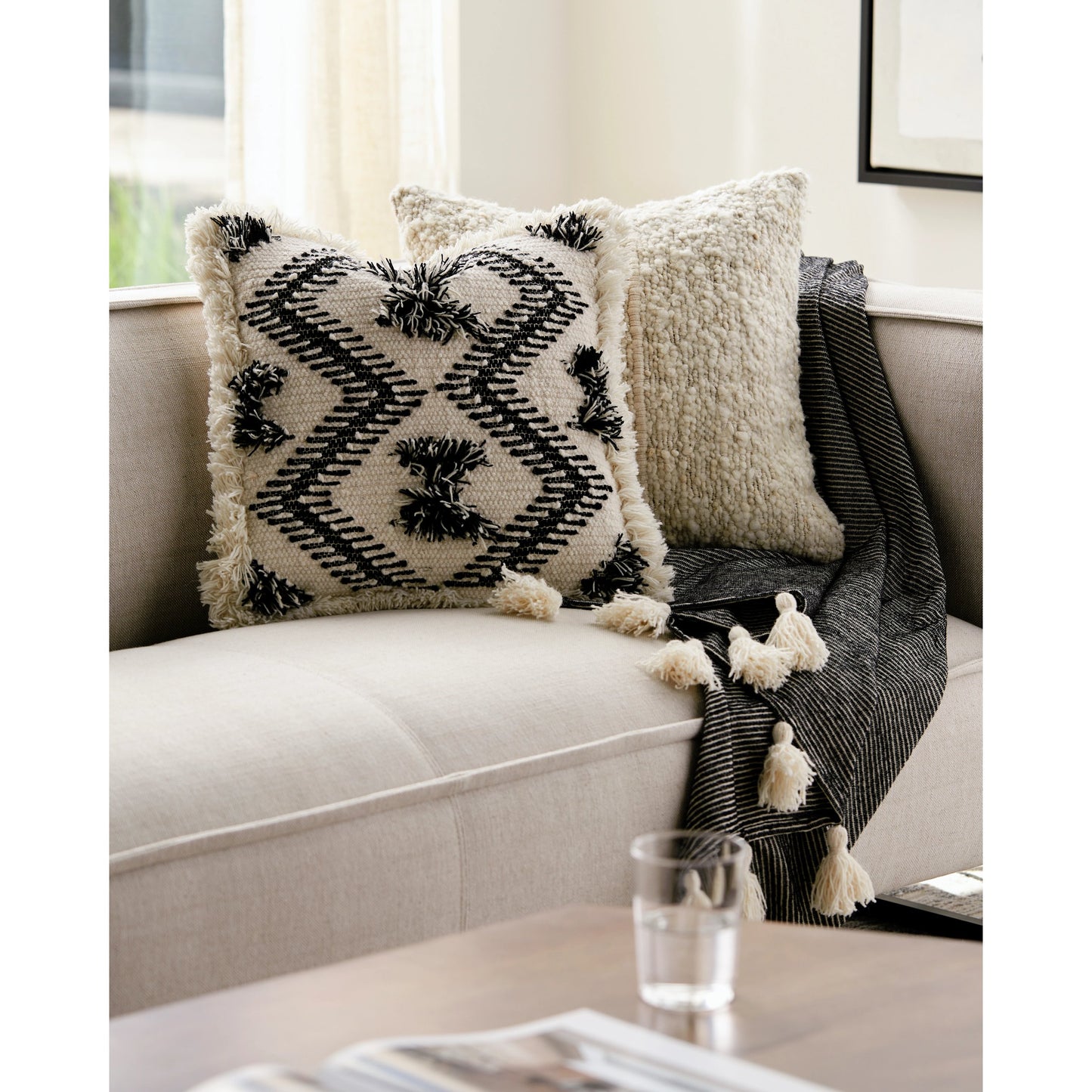 002 S-346976,S-346977 | Lifestyle | Zelah Pillow - 34416 by Surya in cream, black. Made from 80% wool, 20% cotton, 100% cotton in a eclectic & global style.