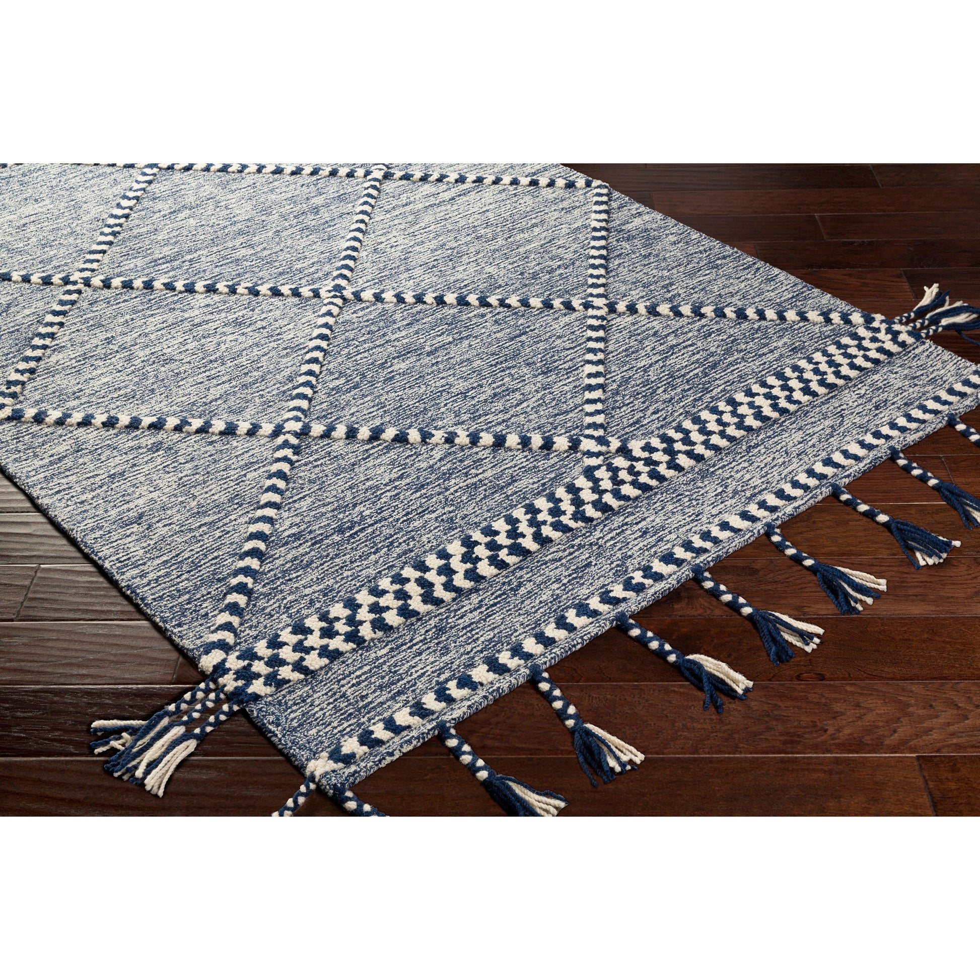 Zanafi Tassels Rug - 24568 by Surya. Made from 100% wool in a unique style.