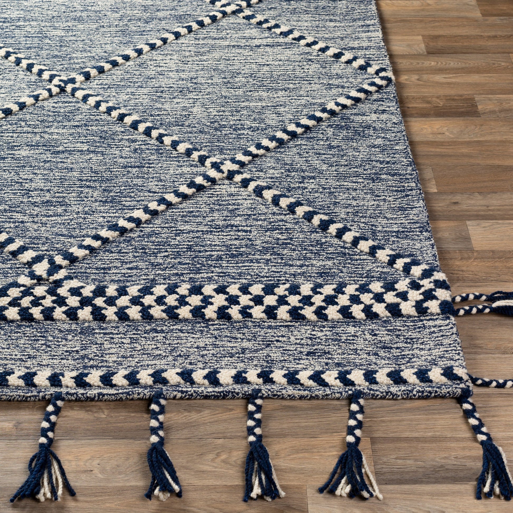 Zanafi Tassels Rug - 24568 by Surya. Made from 100% wool in a unique style.