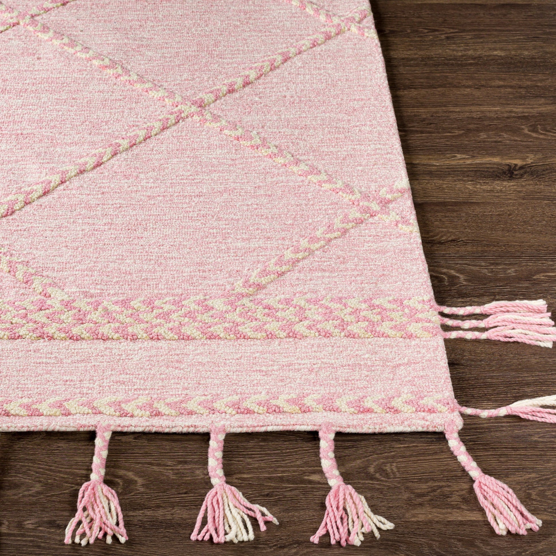 Zanafi Tassels Rug - 24568 by Surya. Made from 100% wool in a unique style.
