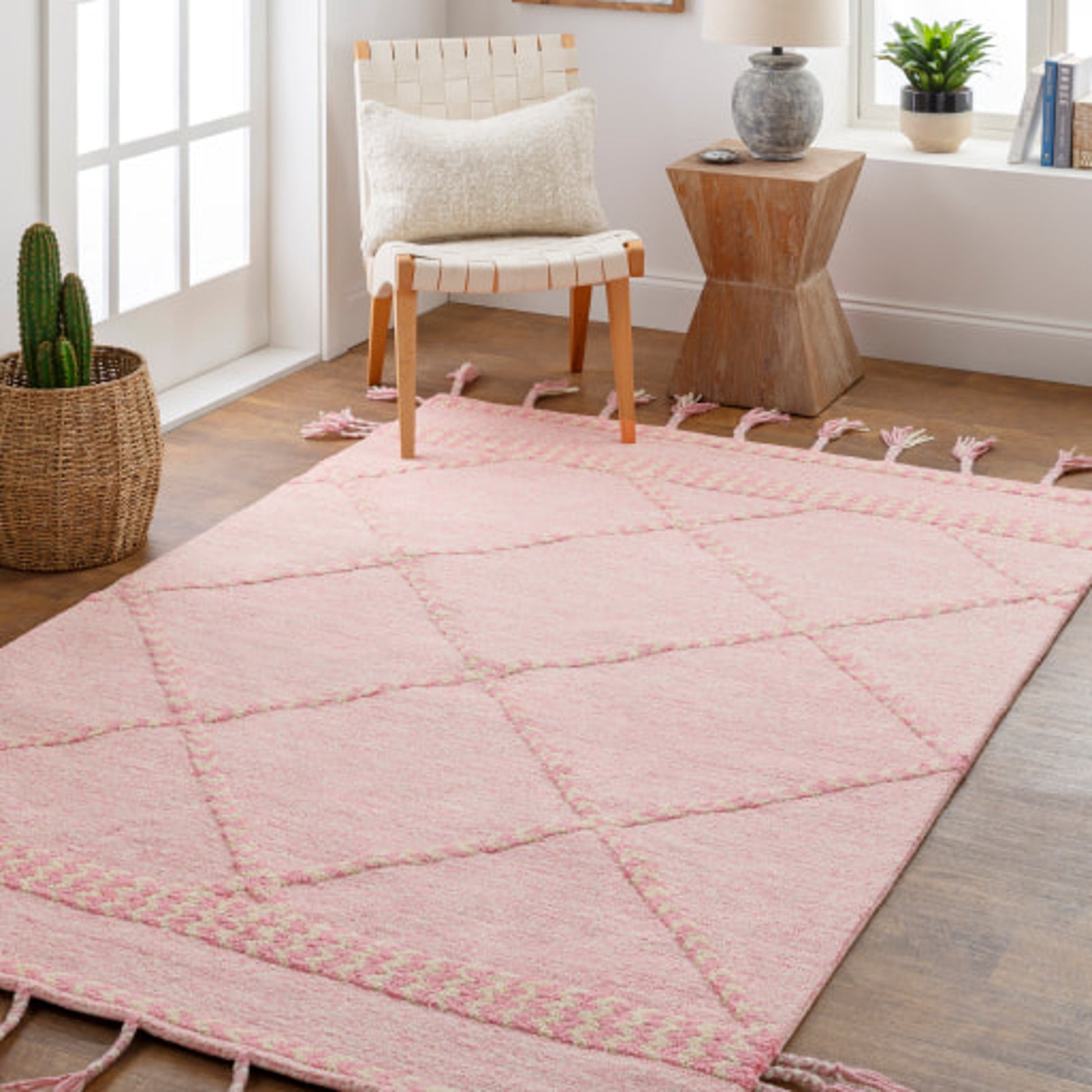 Zanafi Tassels Rug - 24568 by Surya. Made from 100% wool in a unique style.