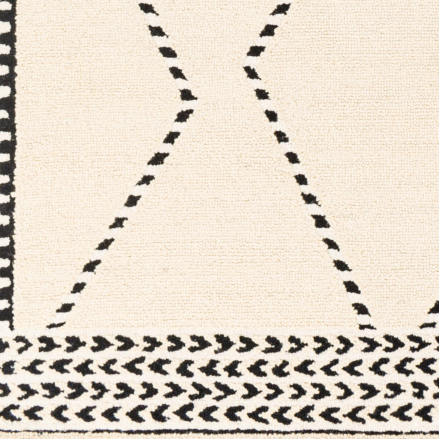 006 SI-1756614 | Closeup | Zanafi Tassels Rug - 29495 by Surya in black, cream. Made from 100% wool in a unique style.