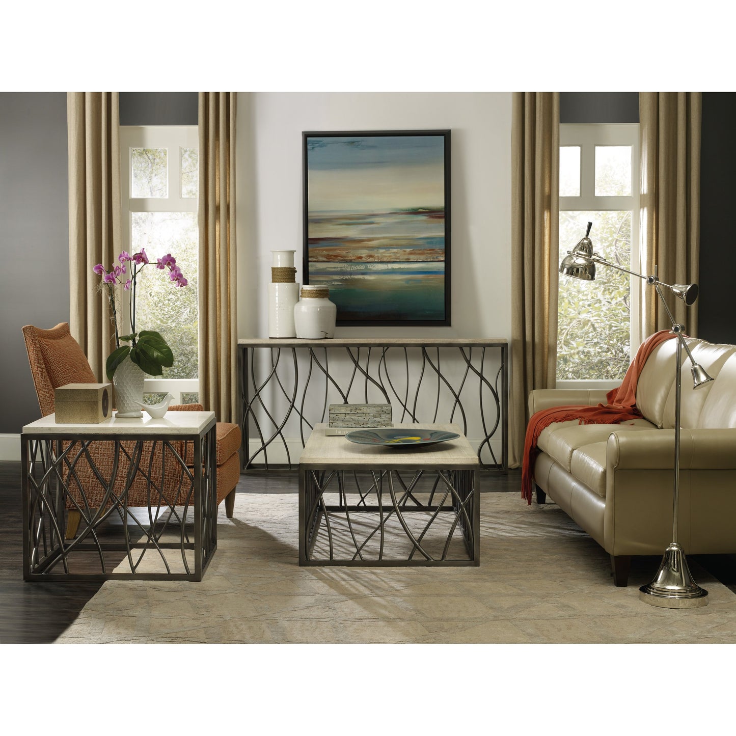 003 SI-1748736 | Lifestyle | Curvy Console Table by Hooker Furniture in cream. Made from tubular, solid steel with travertine marble in a modern style.
